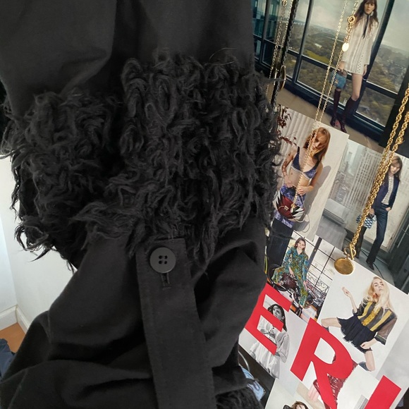 Issey Miyake faux shearling-trimmed cropped jacket - Picture 10 of 15